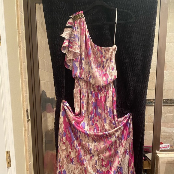 Jessica Simpson Maxi dress - Picture 2 of 5